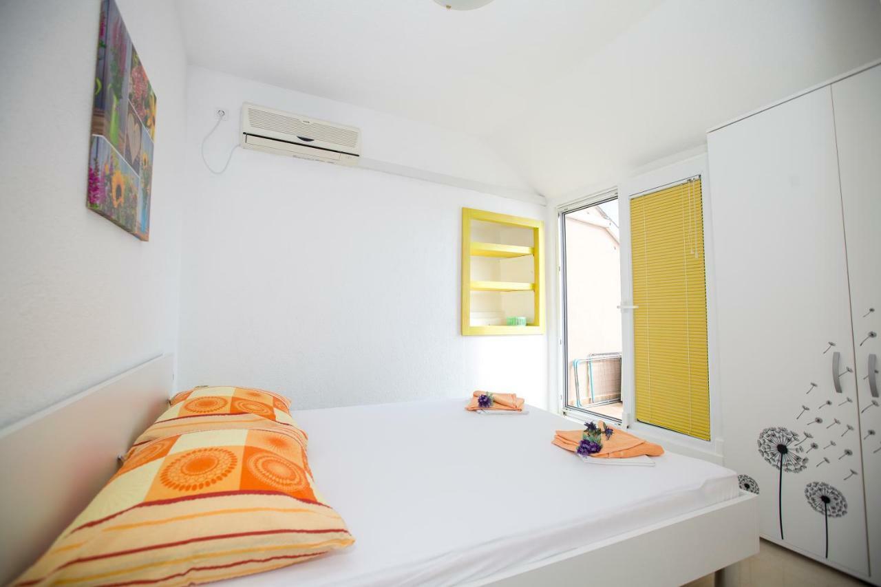 Apartmani Cindric Karlobag Ngoại thất bức ảnh